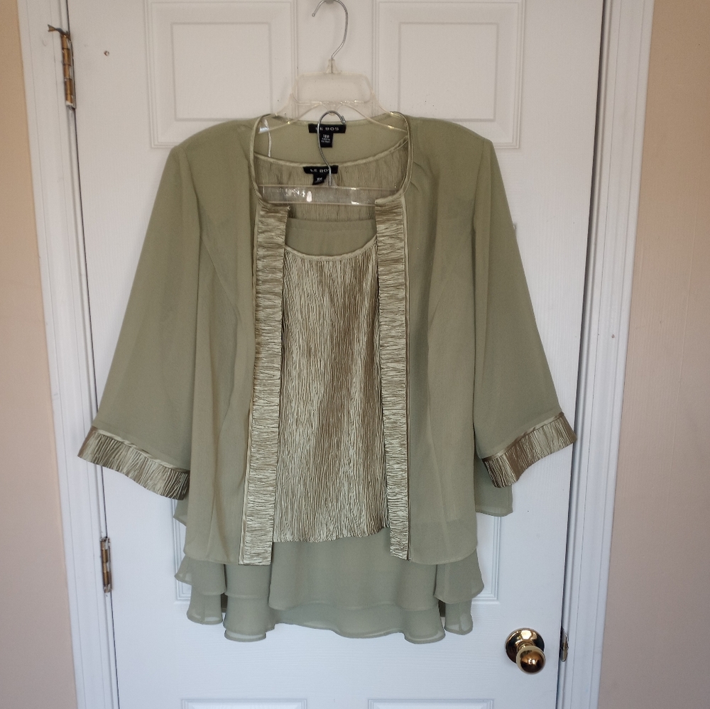Le Boss Green Skirt with Top and Jacket Size 18W